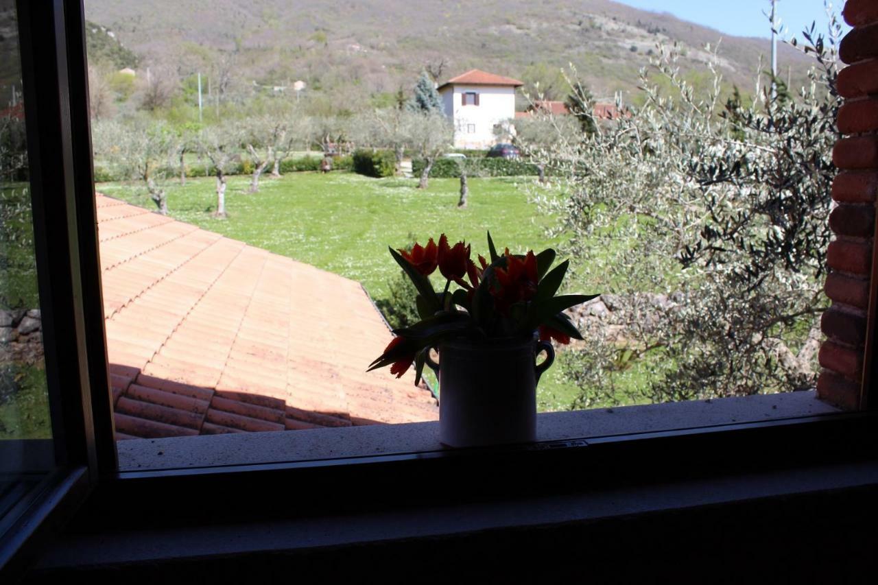 Agriturismo Il Castagneto Падула Екстер'єр фото